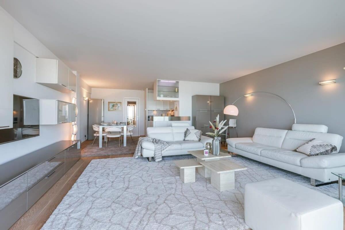 Huswell - Apartment With Stunning Sea View In Middelkerke Ngoại thất bức ảnh